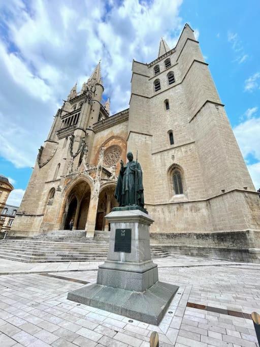 Mende Sweet Home - Vue Cathedrale - Wifi - Centre Ville Zewnętrze zdjęcie